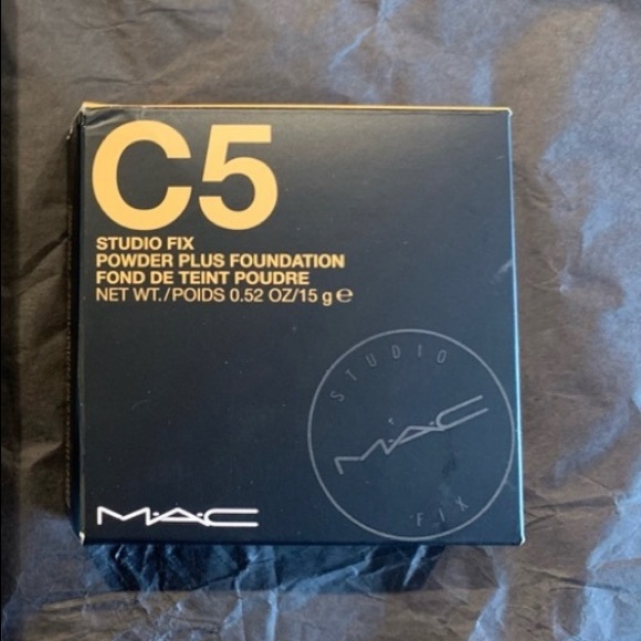 Mac Studio Fix C5 Foundation - Picture 1 of 5